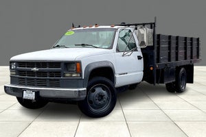 2001 Chevrolet C3500 HD Chassis